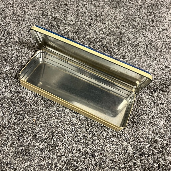 Adorable Vintage Pretty Kitty Tin Can - Picture 6 of 12